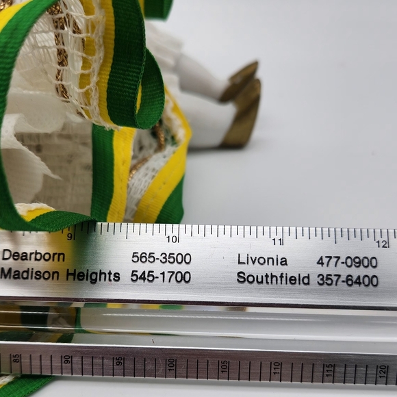 Vintage International Porcelain Doll in Traditional Costume - Picture 5 of 11